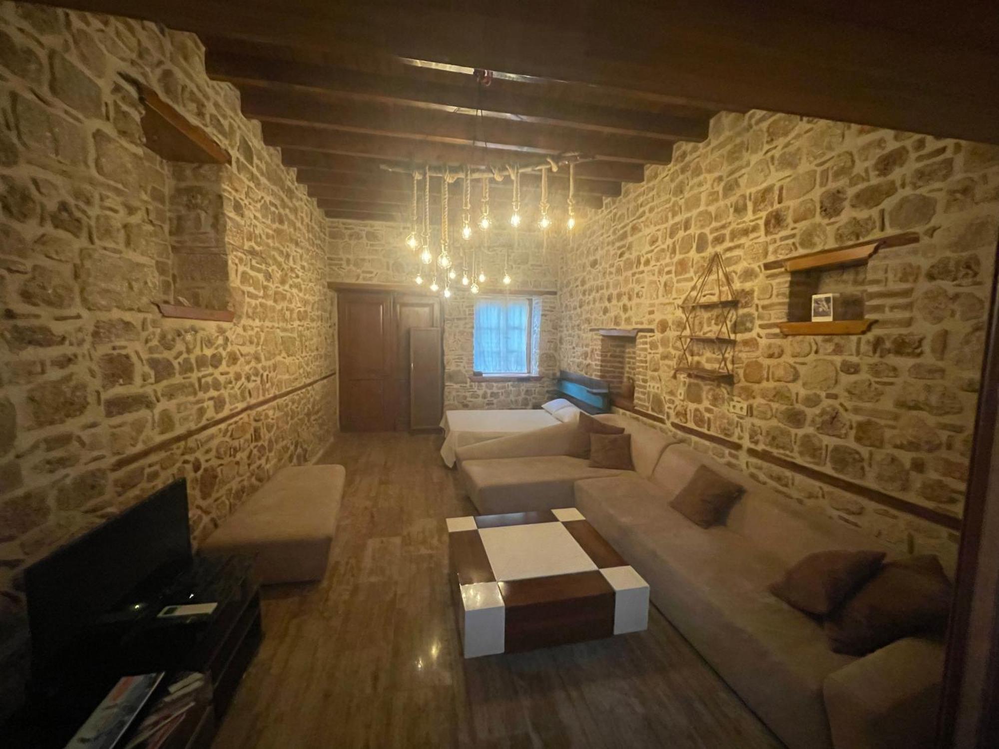הוילה אנטליה Stony House In The Old Town מראה חיצוני תמונה